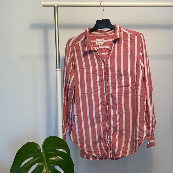 *AMERICAN EAGLE* Long Sleeve Button Down - Picture 2 of 4
